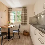 Lingg Apartament *
